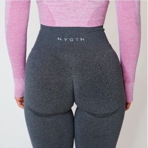NVGTN Leggings- Black speckled marl size Medium